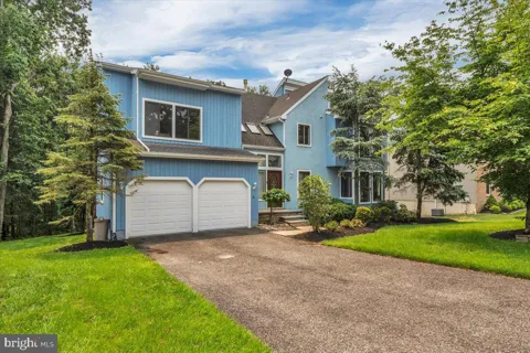 4 JOHNSON LANE