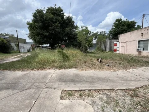 E Miller Street