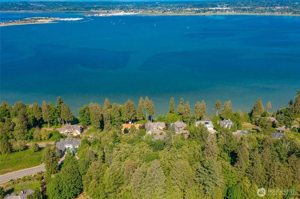 5518 Puffin Place Blaine, WA 98230