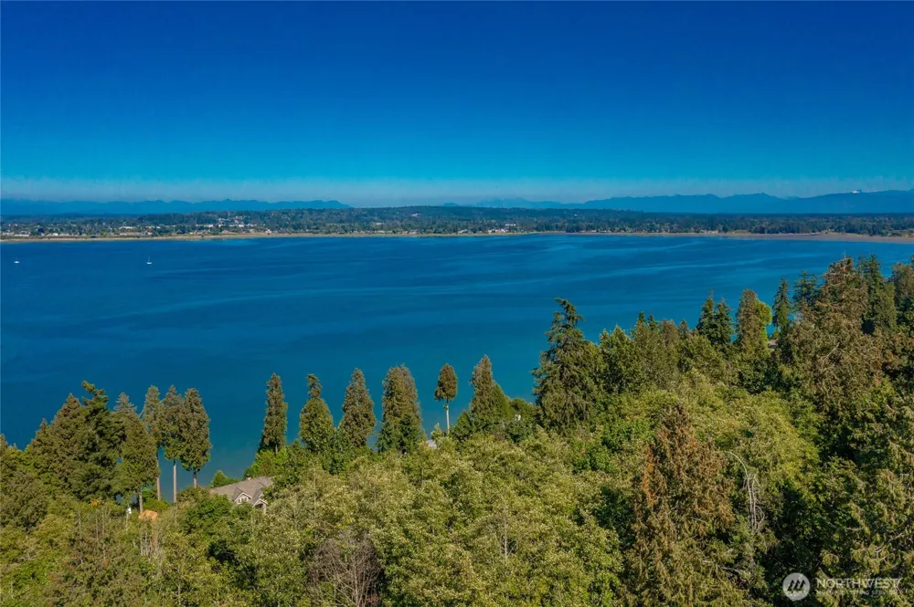 5518 Puffin Place Blaine, WA 98230