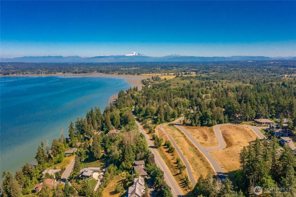 5518 Puffin Place Blaine, WA 98230