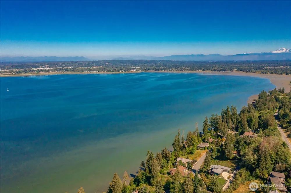5522 Puffin Place Blaine, WA 98230