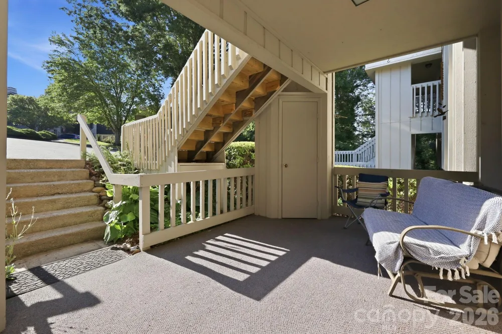 1503 Abbey Circle Asheville, NC 28805