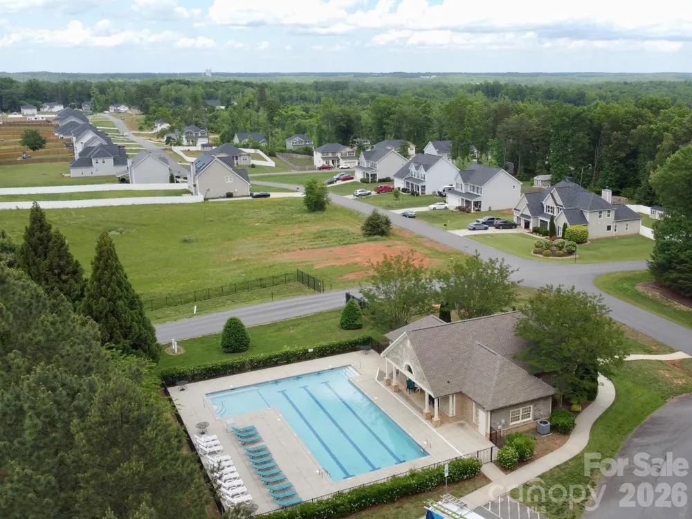 175 Northlake Drive Statesville, NC 28677