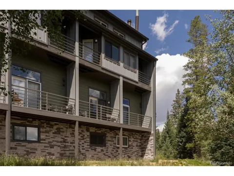 10000 Ryan Gulch Road #105