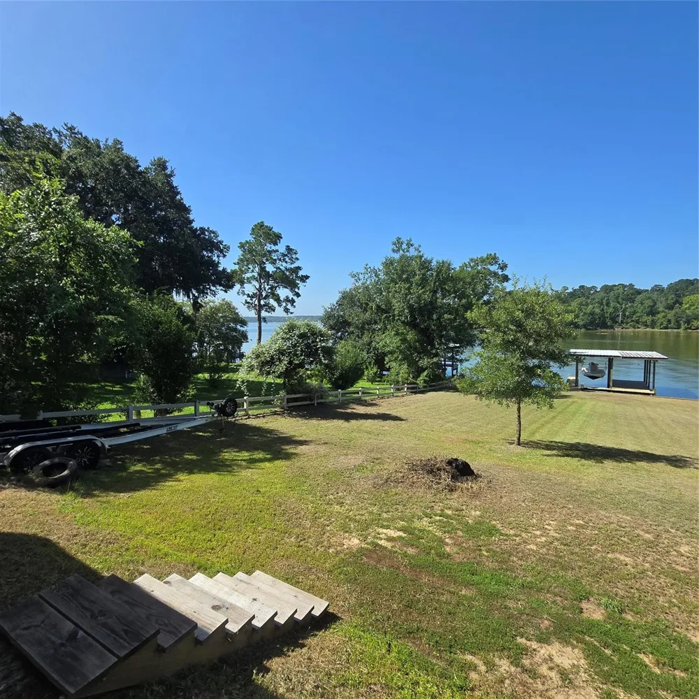 72 Edgewater Way Point Blank, TX 77364