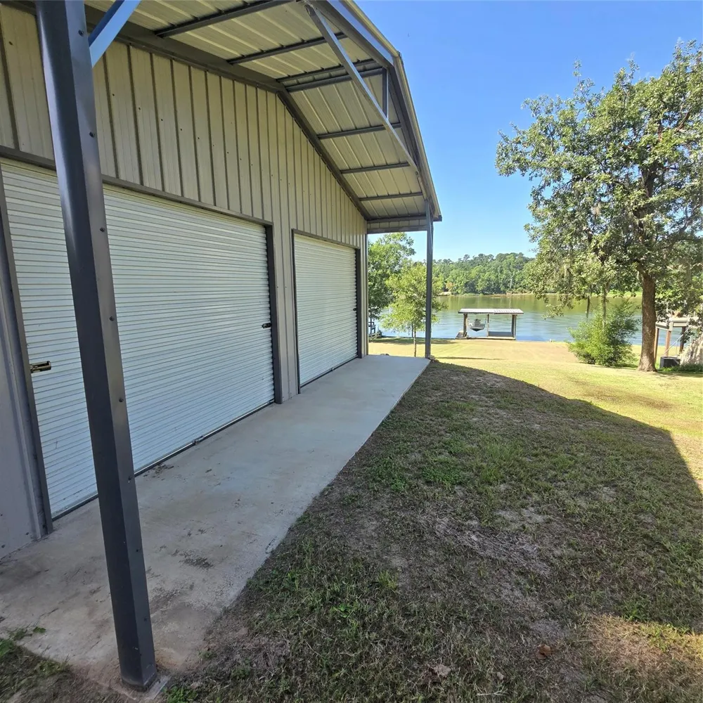 72 Edgewater Way Point Blank, TX 77364