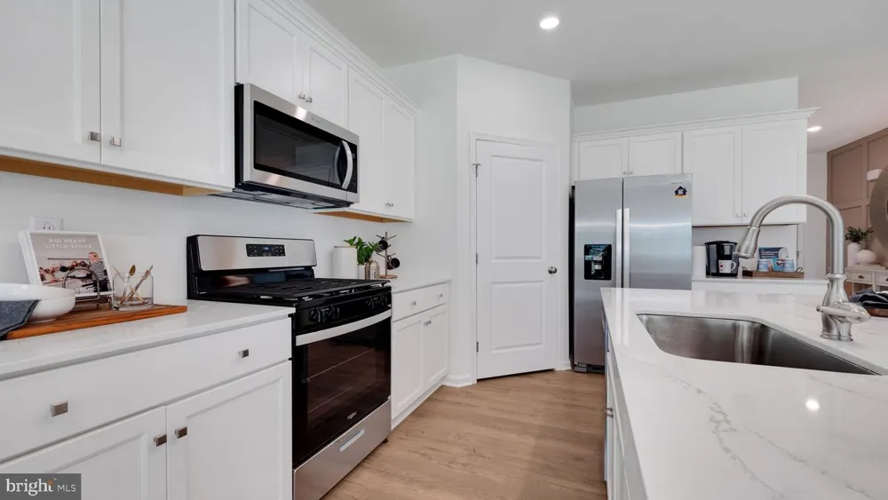3049 MARTHA WAY Pennsburg, PA 18073