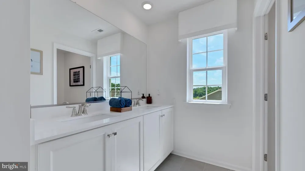 3049 MARTHA WAY Pennsburg, PA 18073