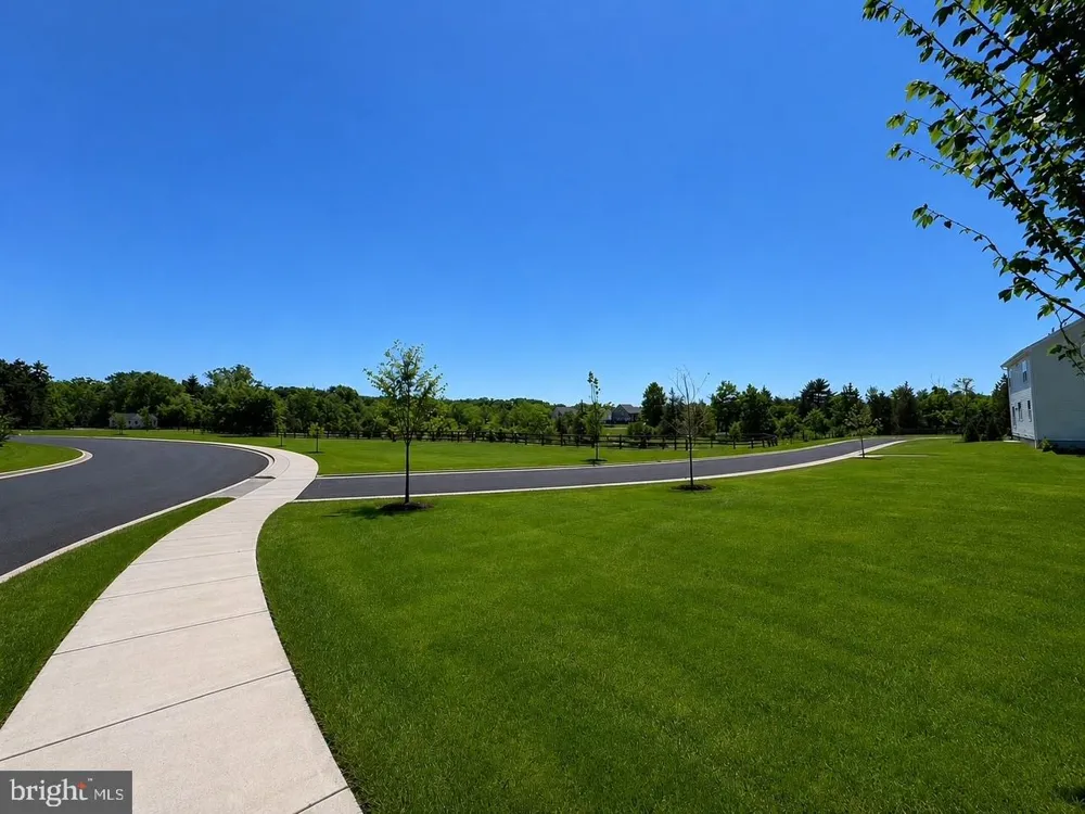 3049 MARTHA WAY Pennsburg, PA 18073