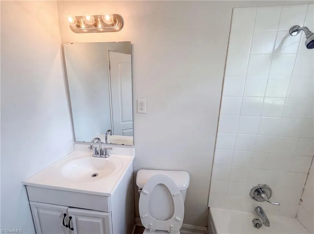 920 Elm Street Burlington, NC 27217