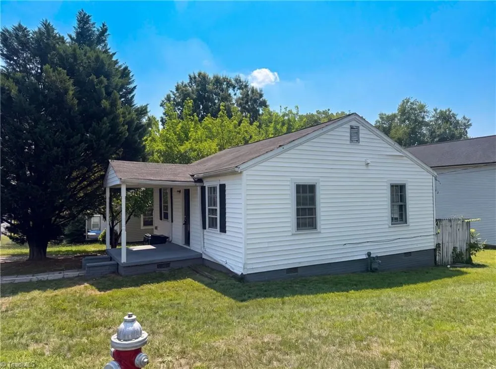 920 Elm Street Burlington, NC 27217