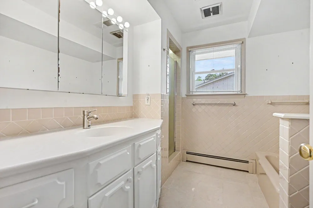 1926 Greenbriar Drive Portage City, MI 49024