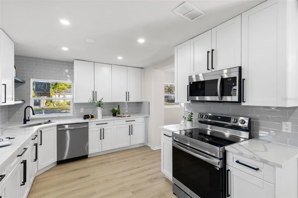 7301 S WEST SHORE BOULEVARD Tampa, FL 33616