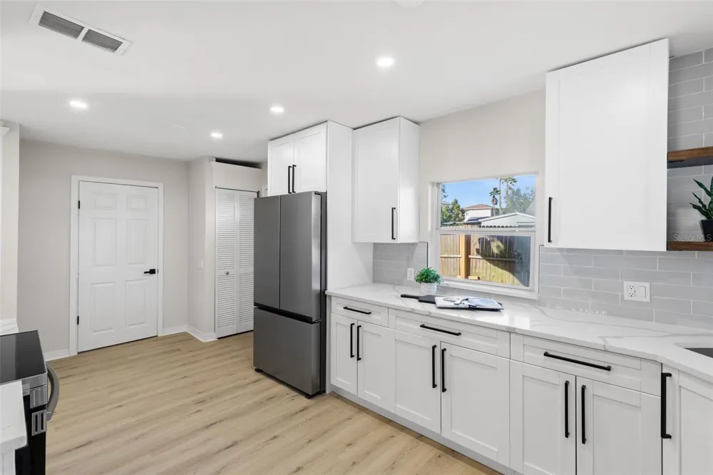 7301 S WEST SHORE BOULEVARD Tampa, FL 33616