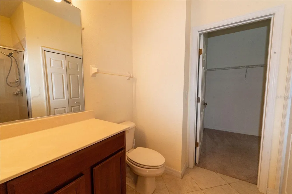 4316 VIA PIEDRA CIRCLE #5-204 Sarasota, FL 34233