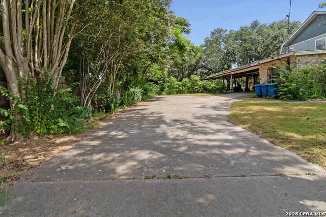 1535 W HOUSTON ST Beeville, TX 78102