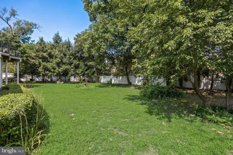 327 CINNAMINSON AVENUE