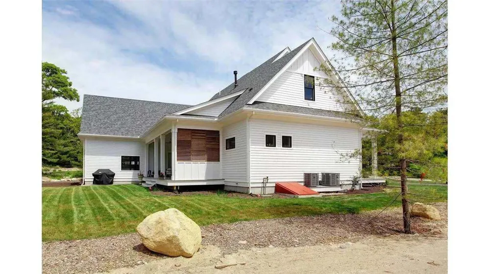 31864 Heritage Place Niles, MI 49120