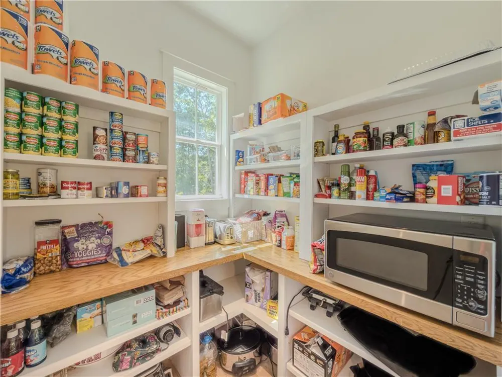 1010 Holland Springs Road Madison, GA 30650