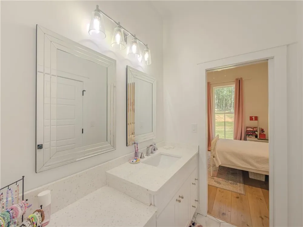 1010 Holland Springs Road Madison, GA 30650