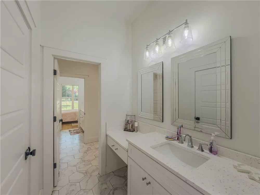 1010 Holland Springs Road Madison, GA 30650