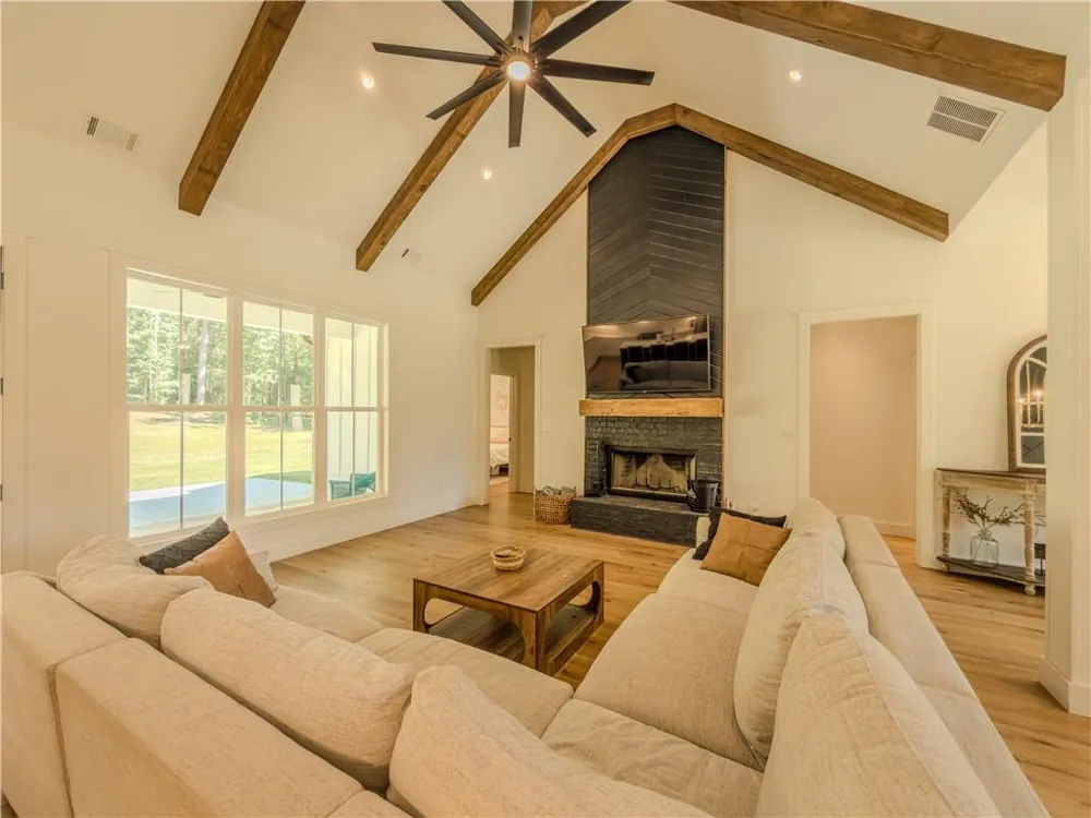 1010 Holland Springs Road Madison, GA 30650