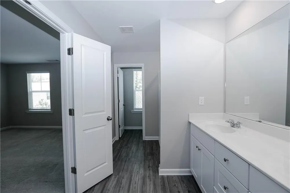 4355 Magpie Drive Hoschton, GA 30548