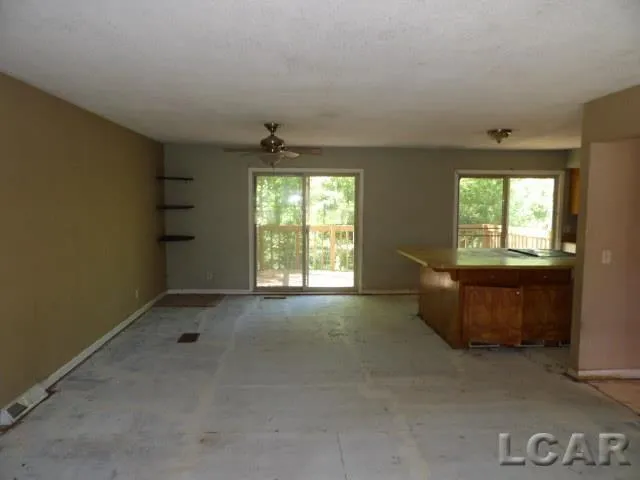 3251 Maplewood Avenue Bedford Township, MI 48144