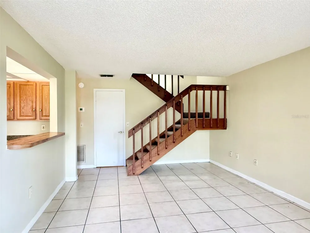 4562 PHEASANT RUN DRIVE #9B Orlando, FL 32808