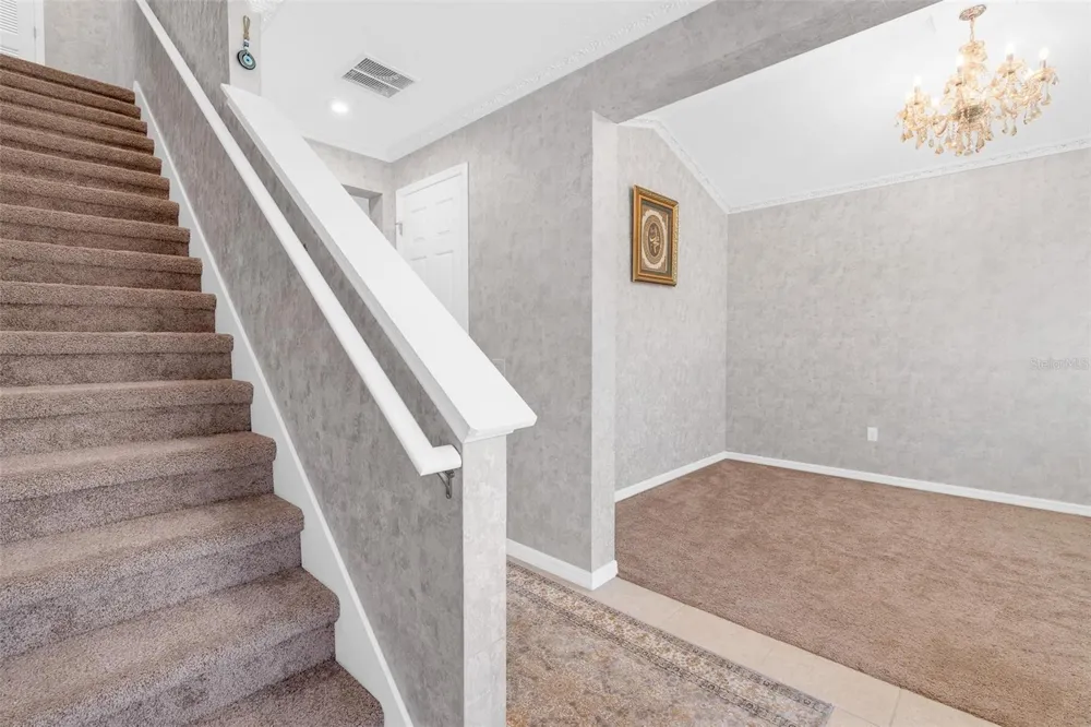 2285 CENTERRA LOOP Kissimmee, FL 34741