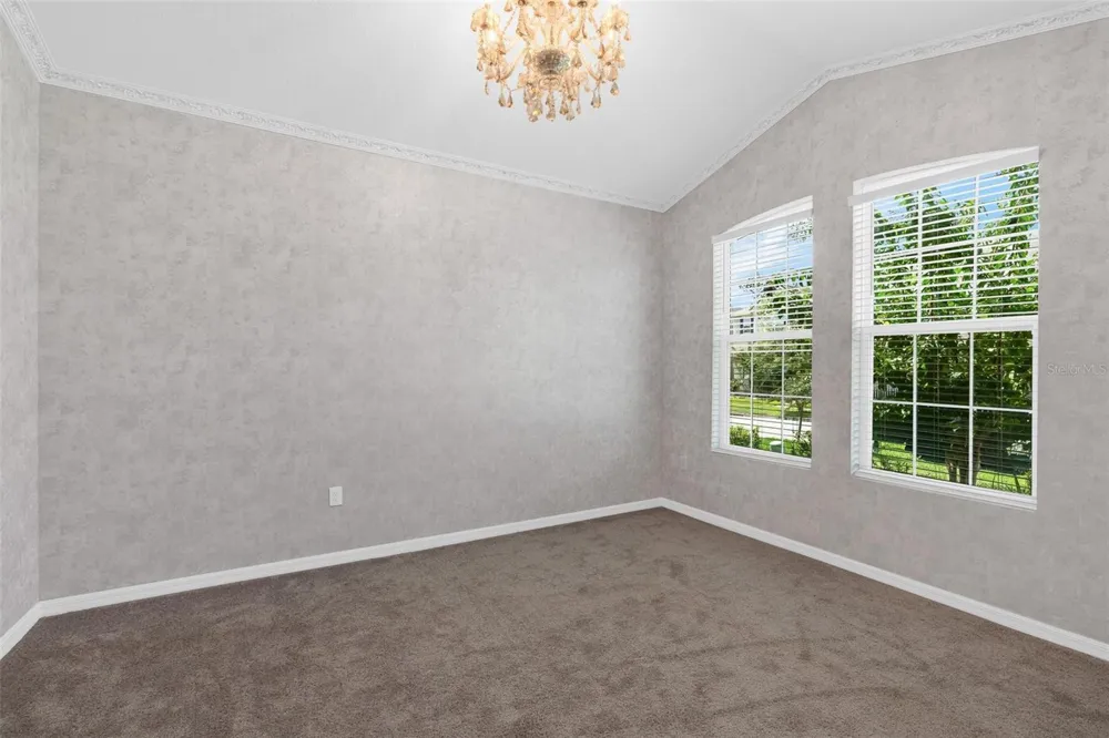 2285 CENTERRA LOOP Kissimmee, FL 34741