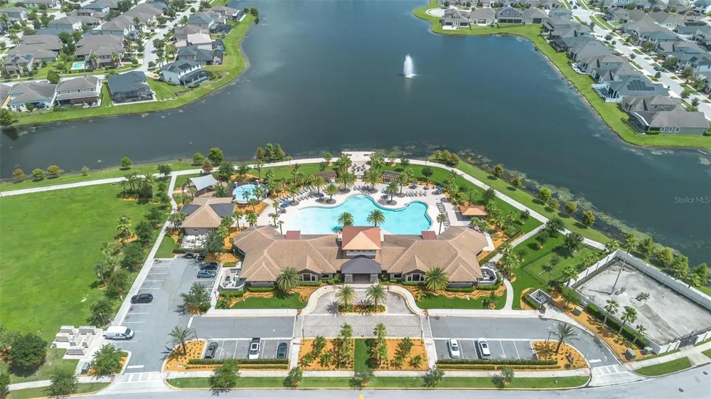 2285 CENTERRA LOOP Kissimmee, FL 34741