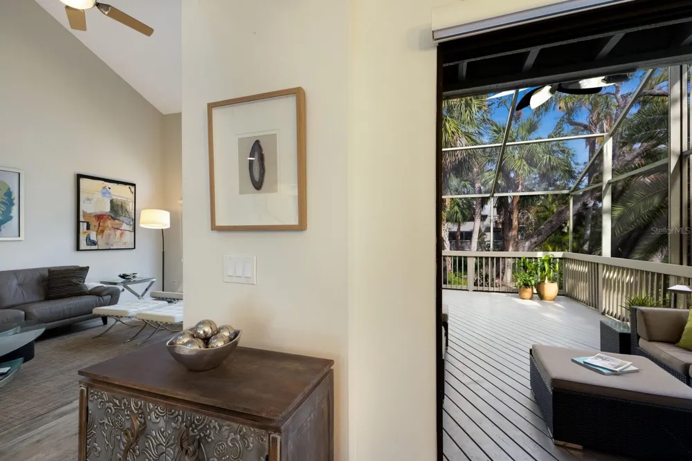 1479 LANDINGS CIRCLE #41 Sarasota, FL 34231