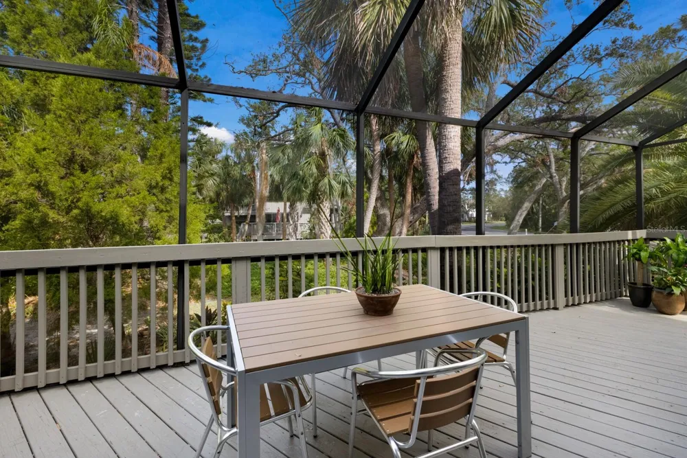 1479 LANDINGS CIRCLE #41 Sarasota, FL 34231