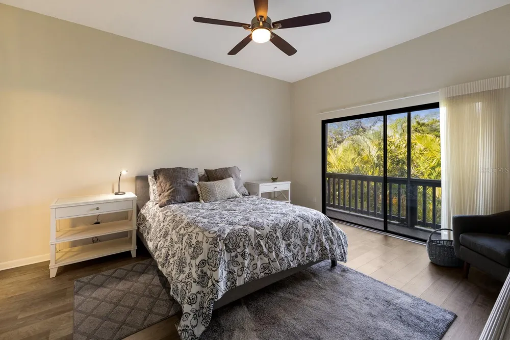 1479 LANDINGS CIRCLE #41 Sarasota, FL 34231