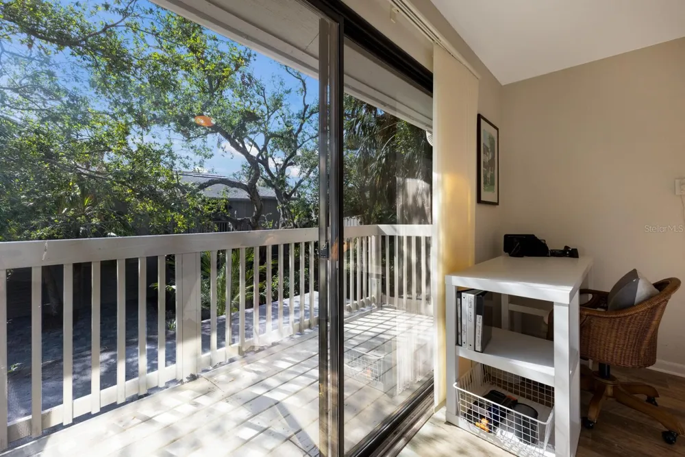 1479 LANDINGS CIRCLE #41 Sarasota, FL 34231