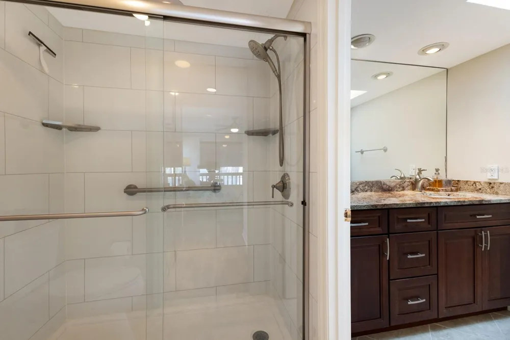 1479 LANDINGS CIRCLE #41 Sarasota, FL 34231