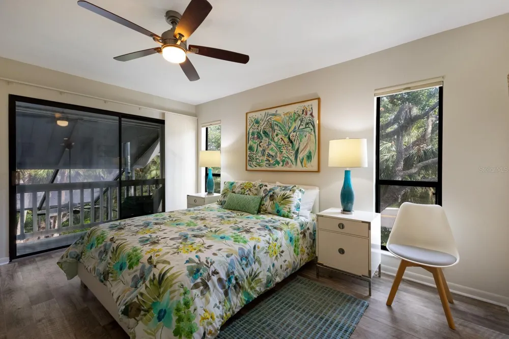 1479 LANDINGS CIRCLE #41 Sarasota, FL 34231