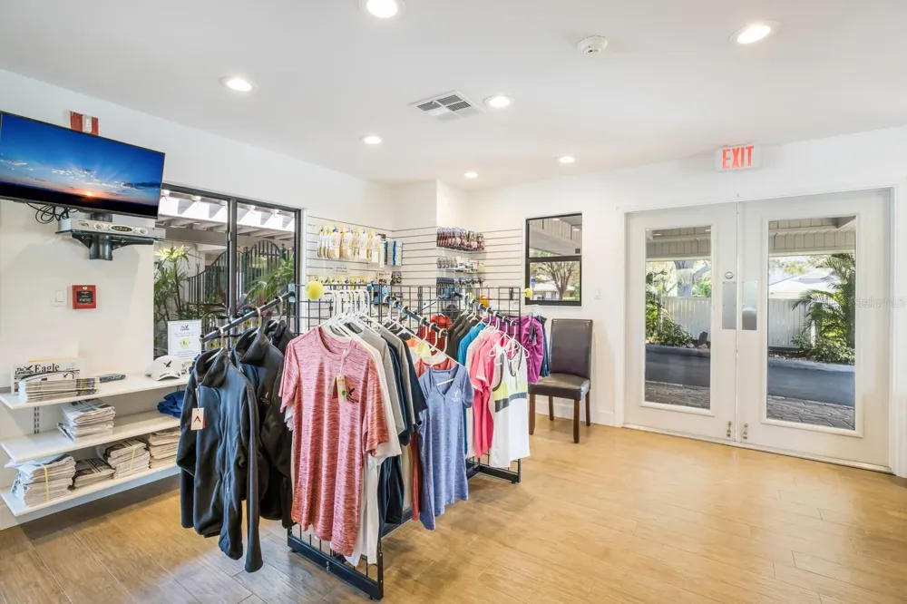 1479 LANDINGS CIRCLE #41 Sarasota, FL 34231