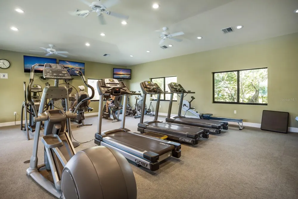 1479 LANDINGS CIRCLE #41 Sarasota, FL 34231