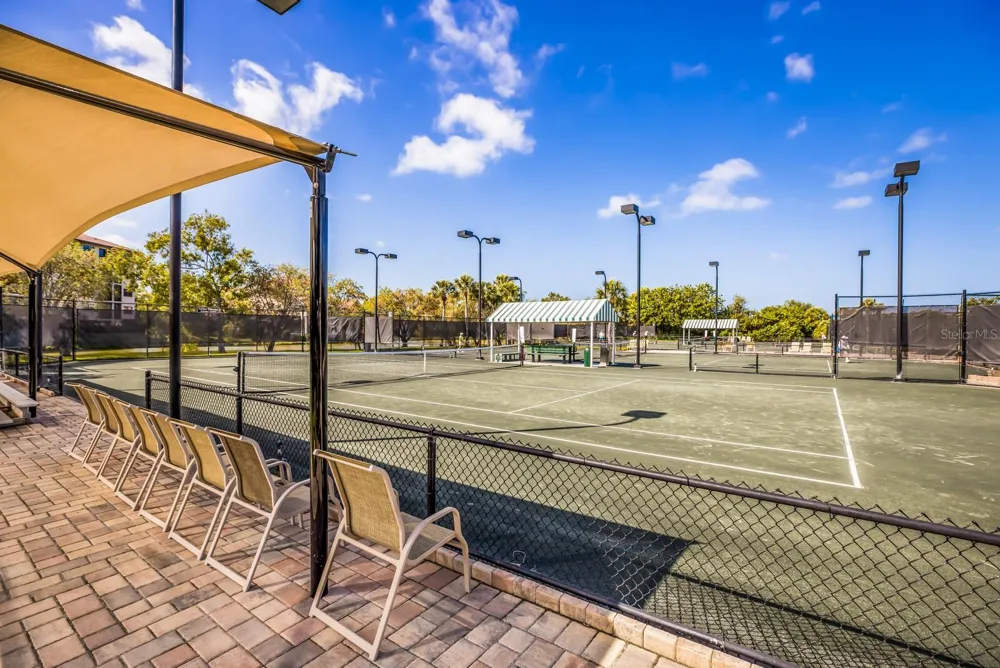 1479 LANDINGS CIRCLE #41 Sarasota, FL 34231