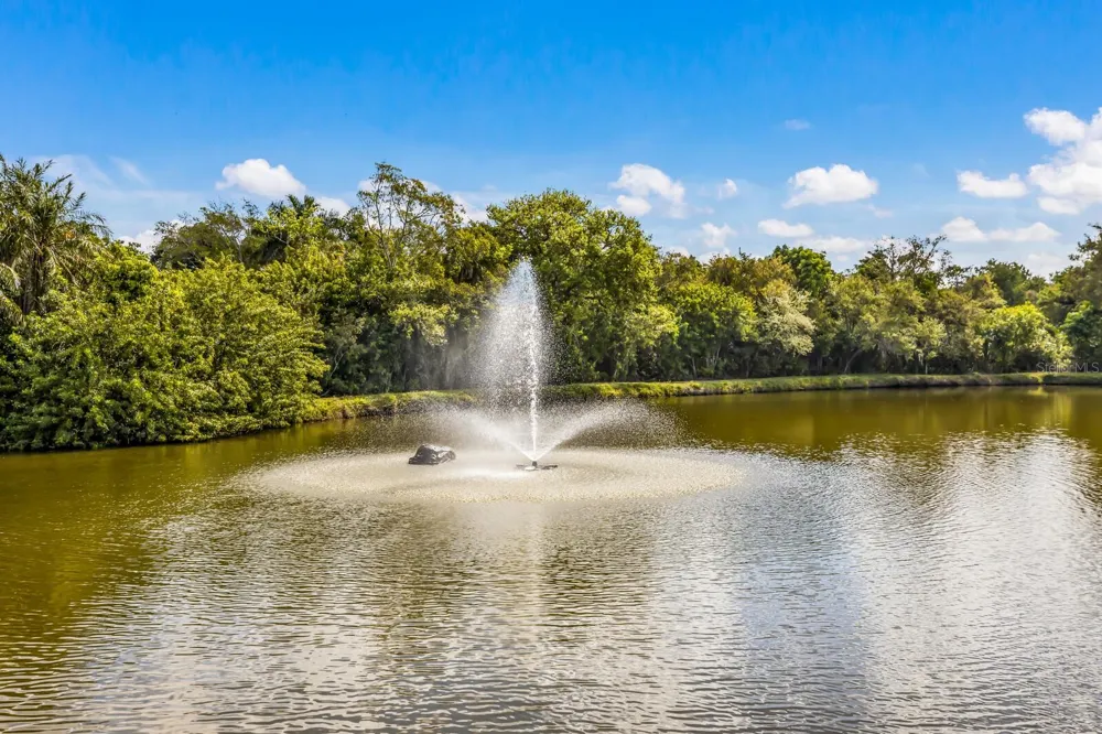 1479 LANDINGS CIRCLE #41 Sarasota, FL 34231
