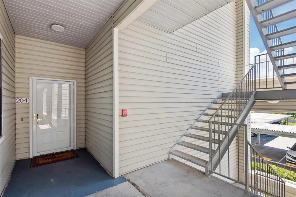 3127 W SLIGH AVENUE #204B Tampa, FL 33614