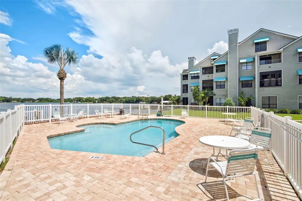 3127 W SLIGH AVENUE #204B Tampa, FL 33614