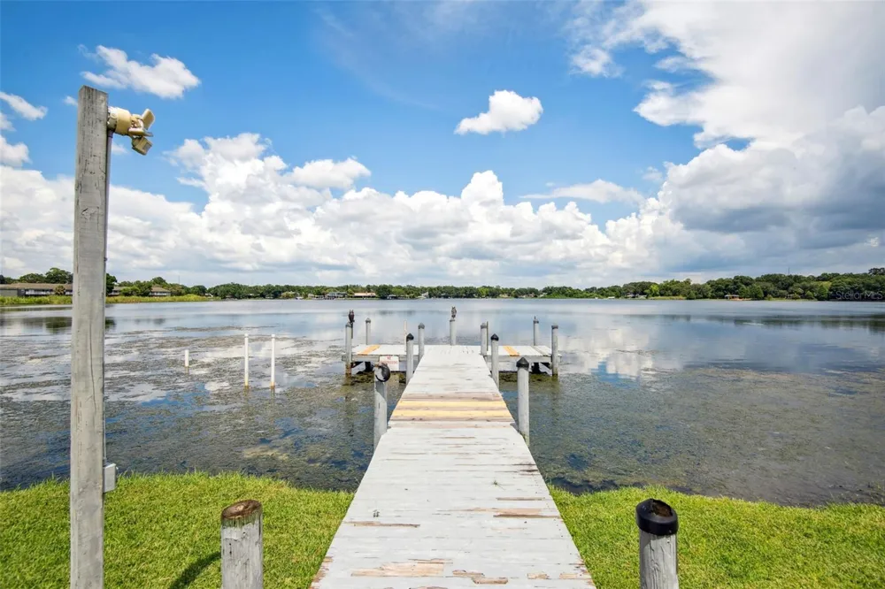 3127 W SLIGH AVENUE #204B Tampa, FL 33614