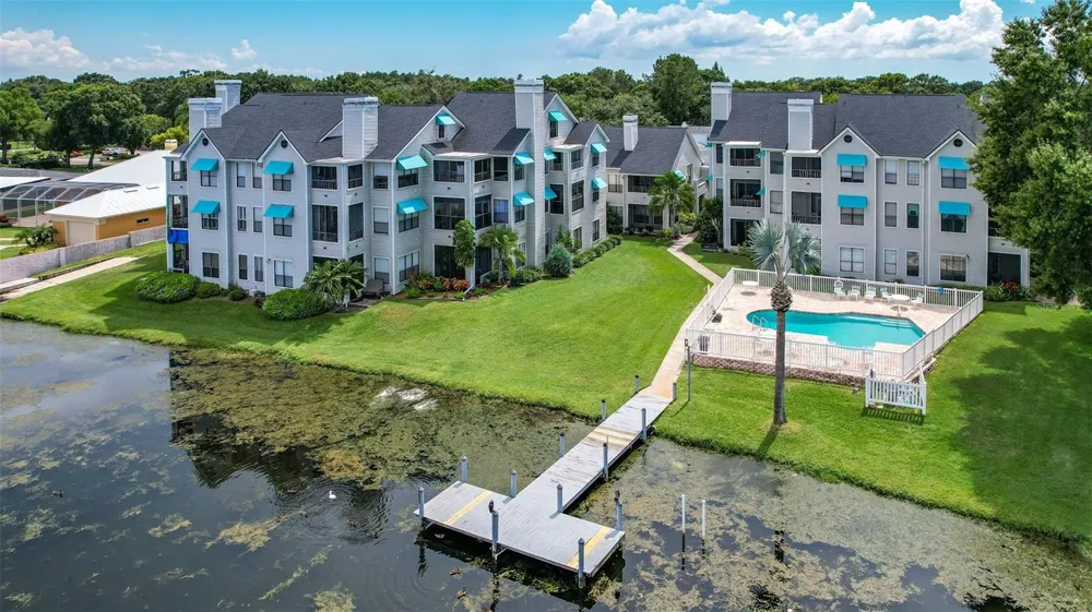 3127 W SLIGH AVENUE #204B Tampa, FL 33614