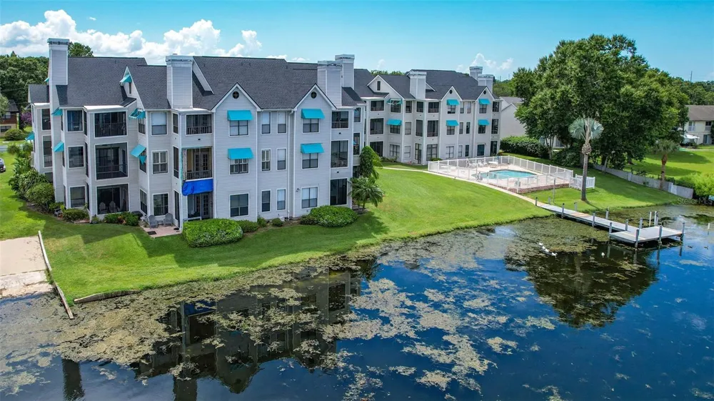 3127 W SLIGH AVENUE #204B Tampa, FL 33614