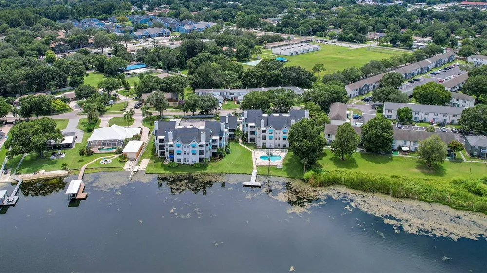 3127 W SLIGH AVENUE #204B Tampa, FL 33614