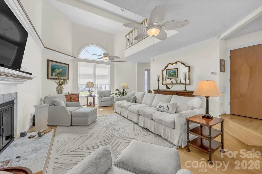 203 Norton Street Oak Island, NC 28465
